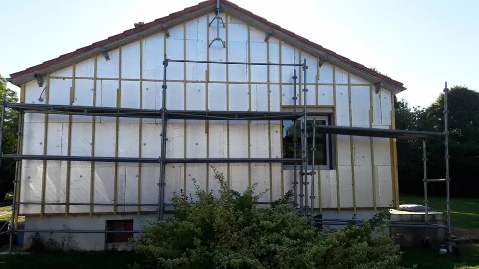 Isolation RGE à Cloué